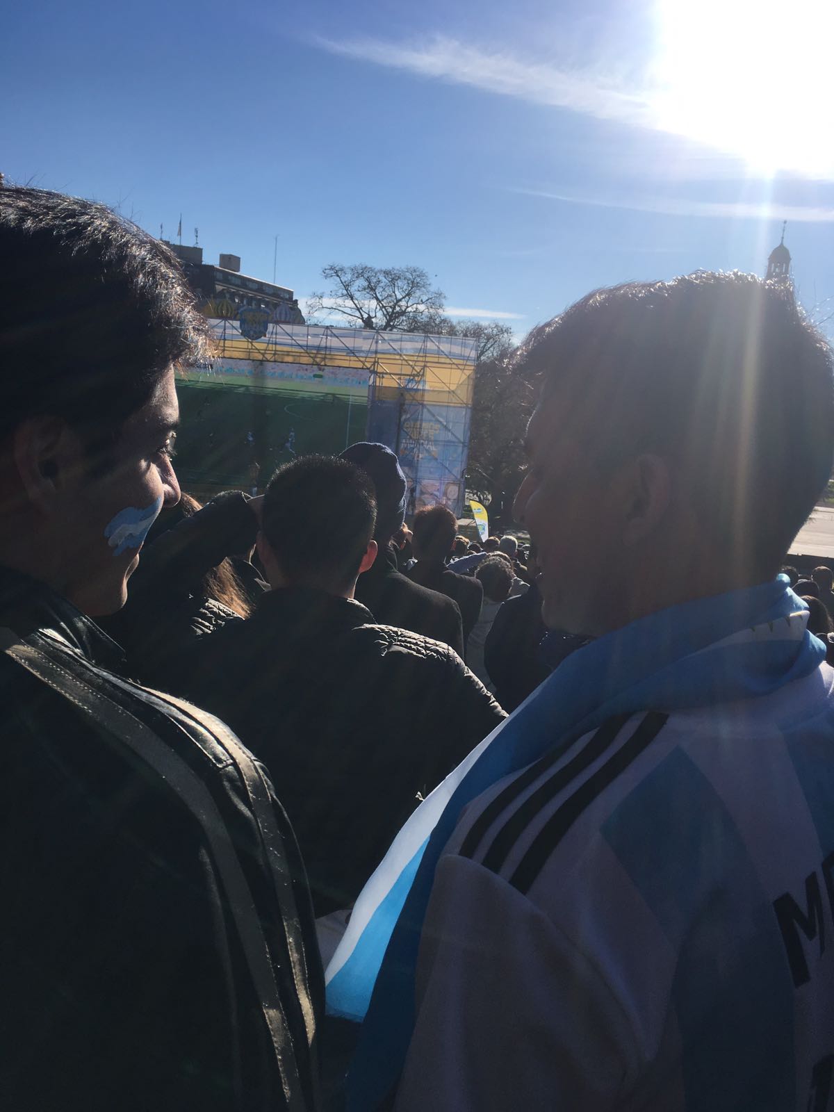 f0e0a4b7-d1d6-4014-bfdc-bb5bcd09e9d0