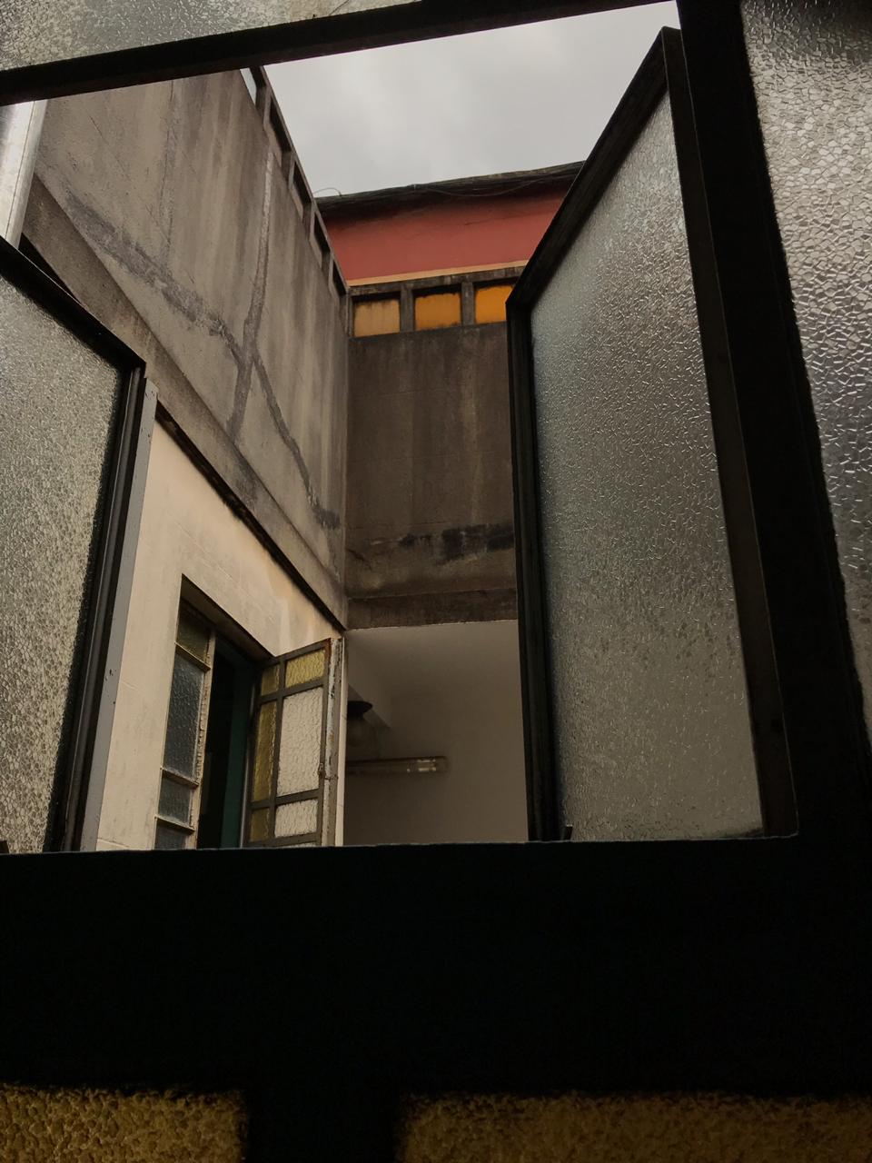 b9f26dd1-fe76-4818-ad51-e8d5a9e48e2c